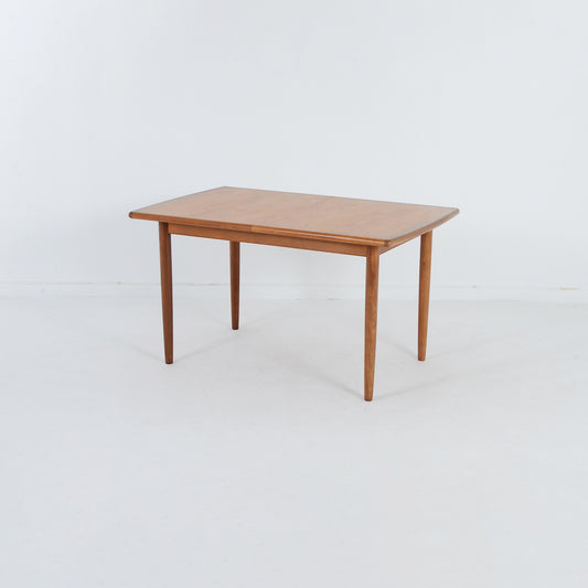 エクステンションダイニングテーブル