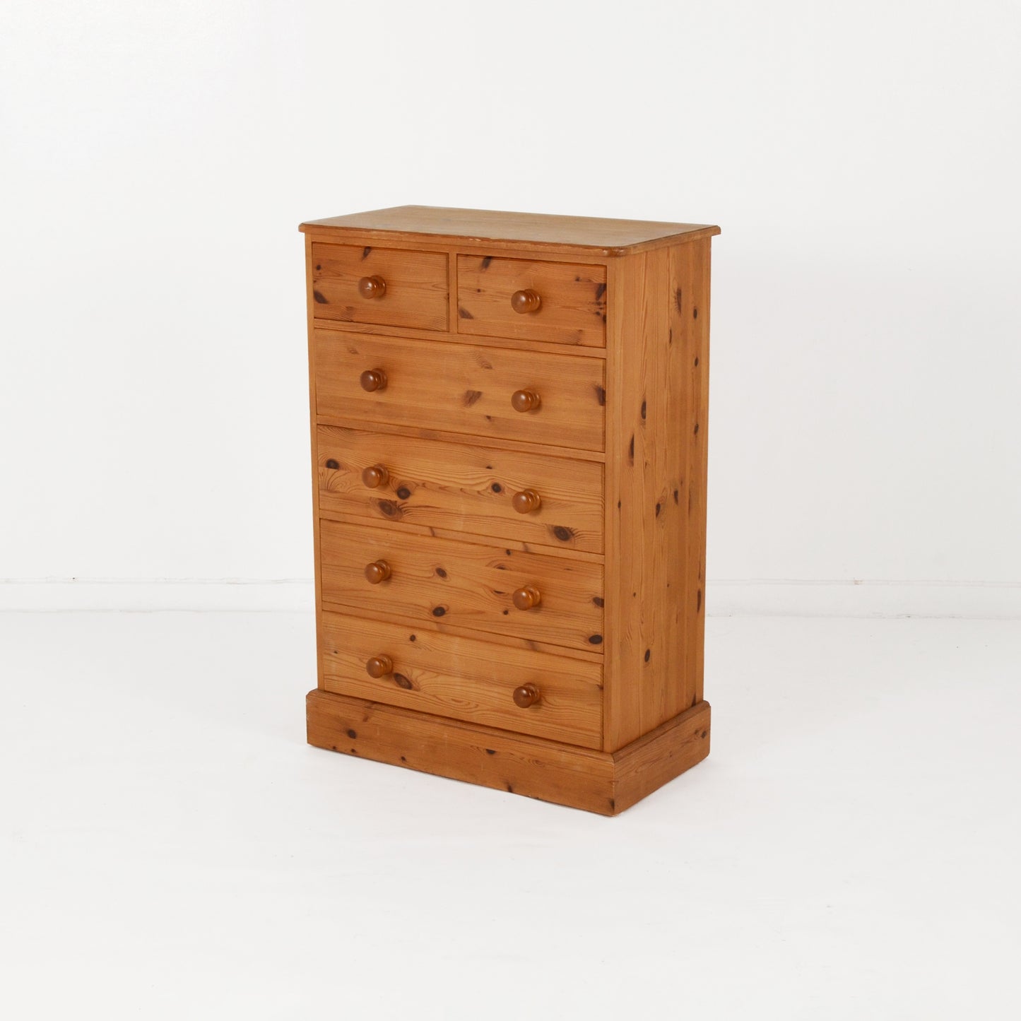 パインチェスト