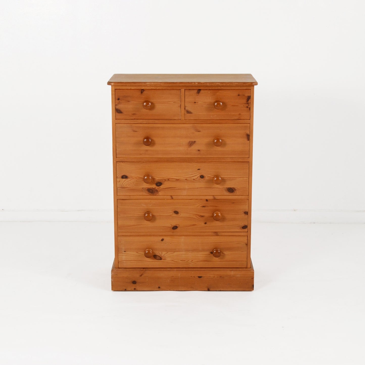 パインチェスト