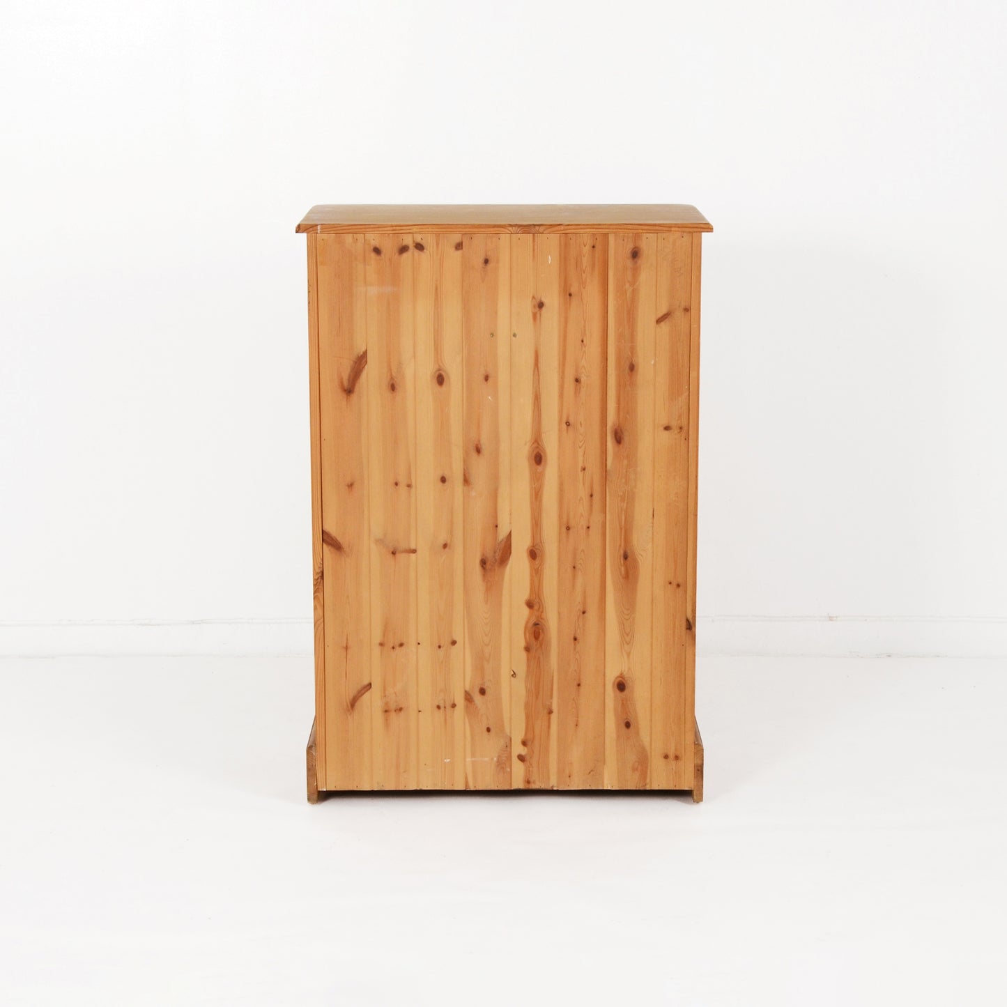 パインチェスト