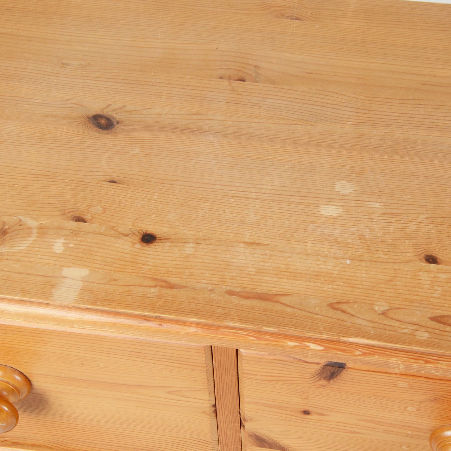 パインチェスト