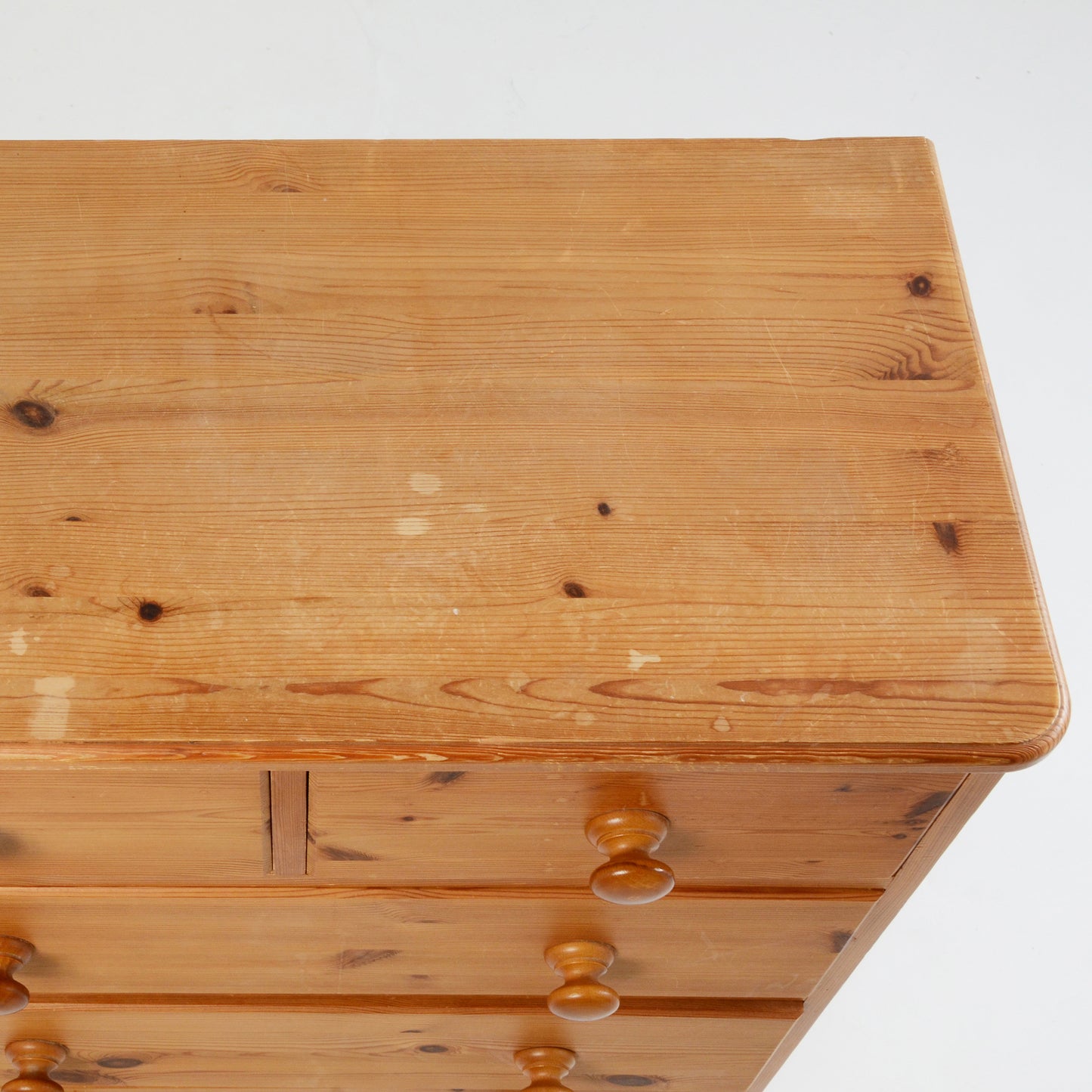 パインチェスト