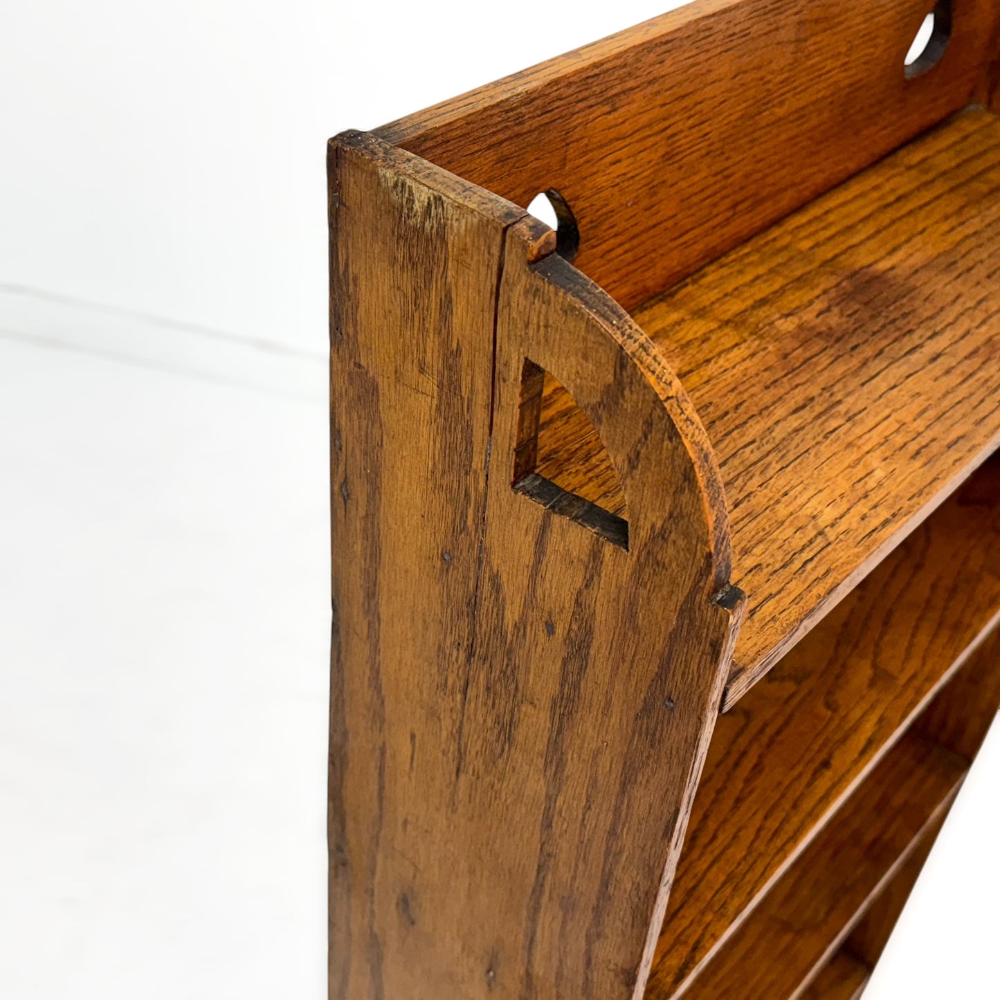 ブックシェルフ