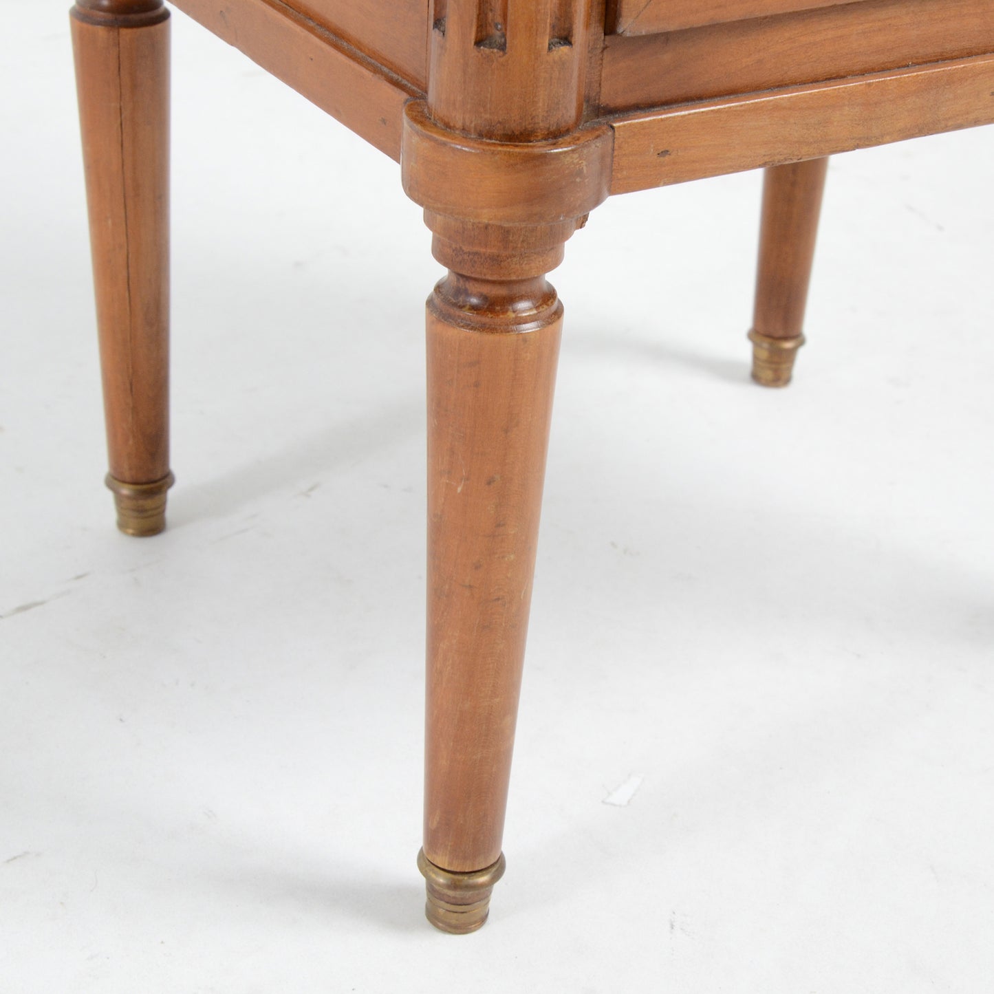 サイドチェスト