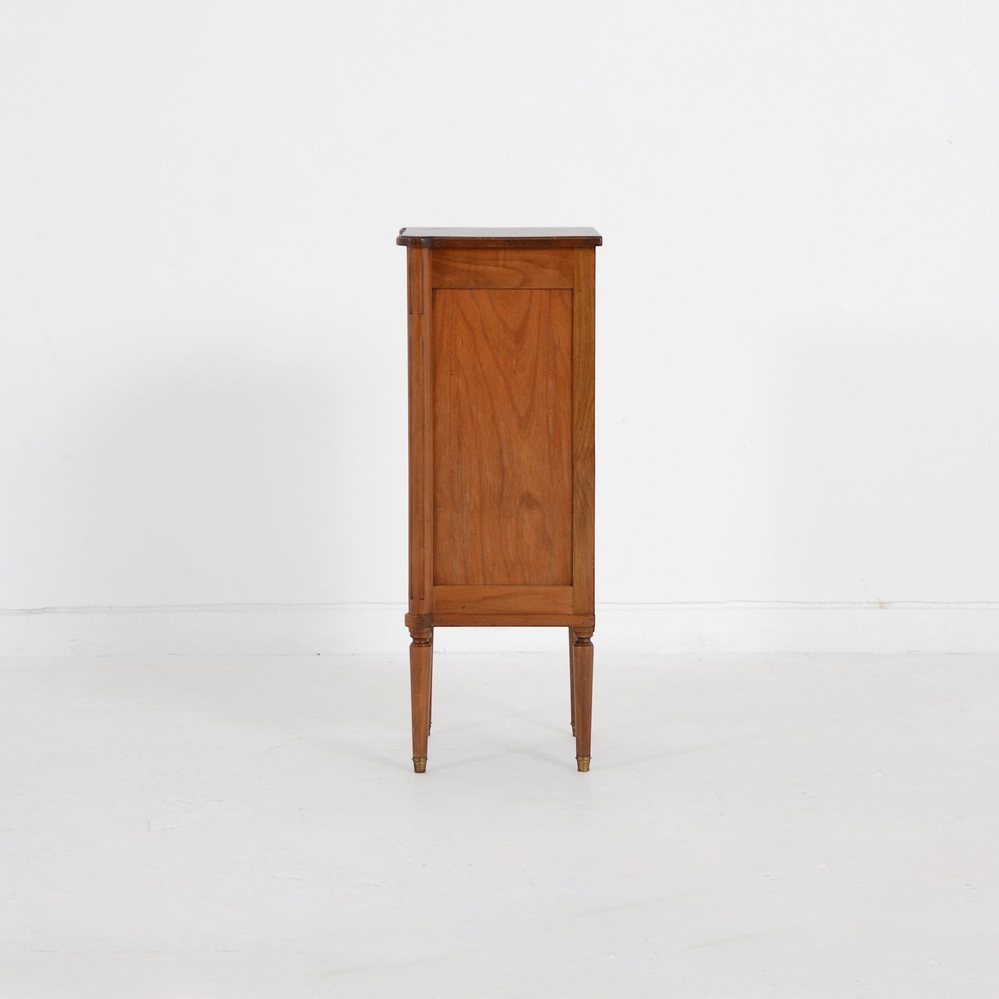 サイドチェスト