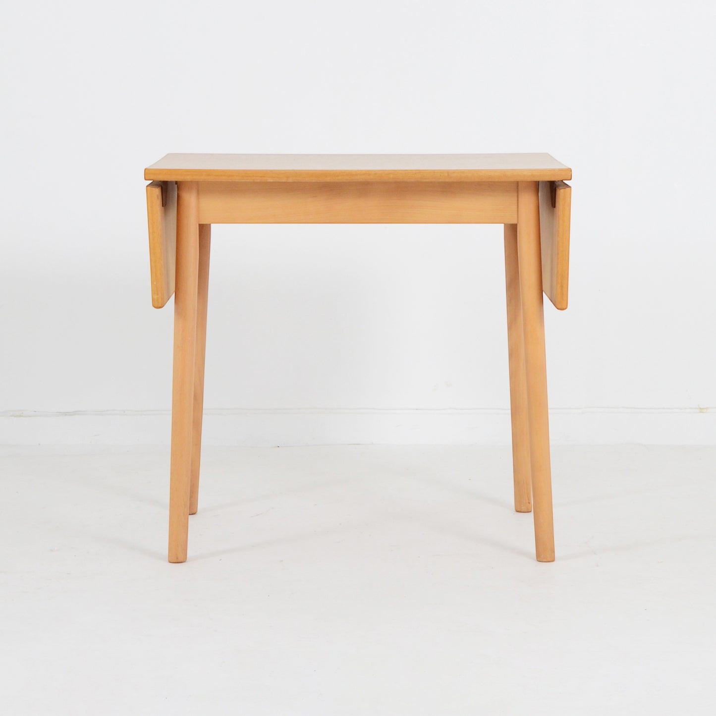 バタフライテーブル