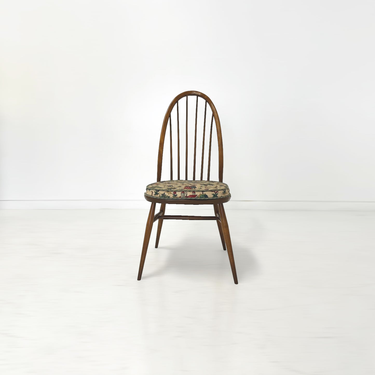 座面生地一部染み有り