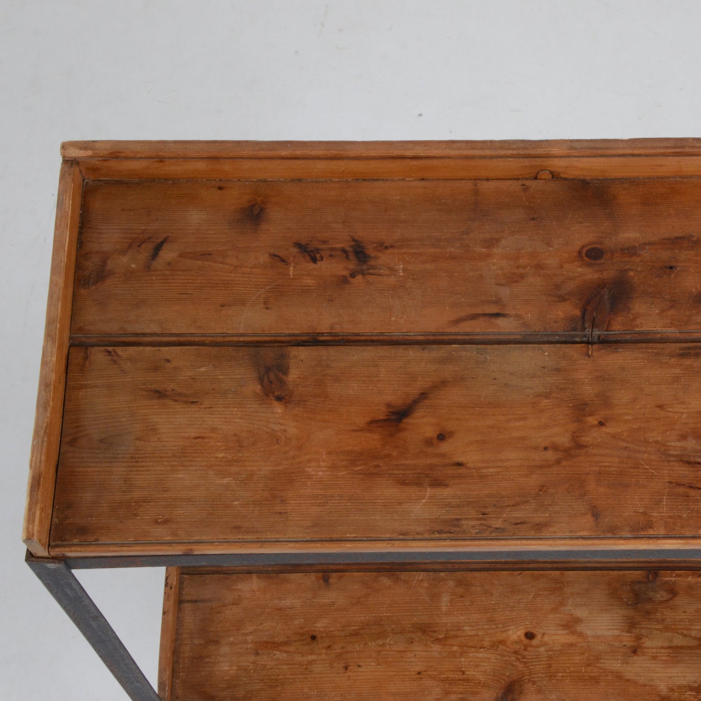 サイドシェルフ