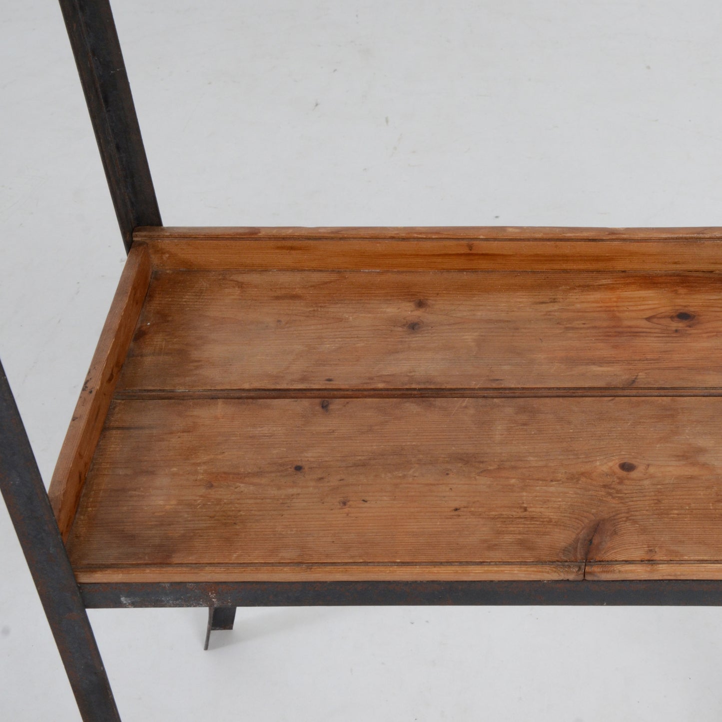 サイドシェルフ