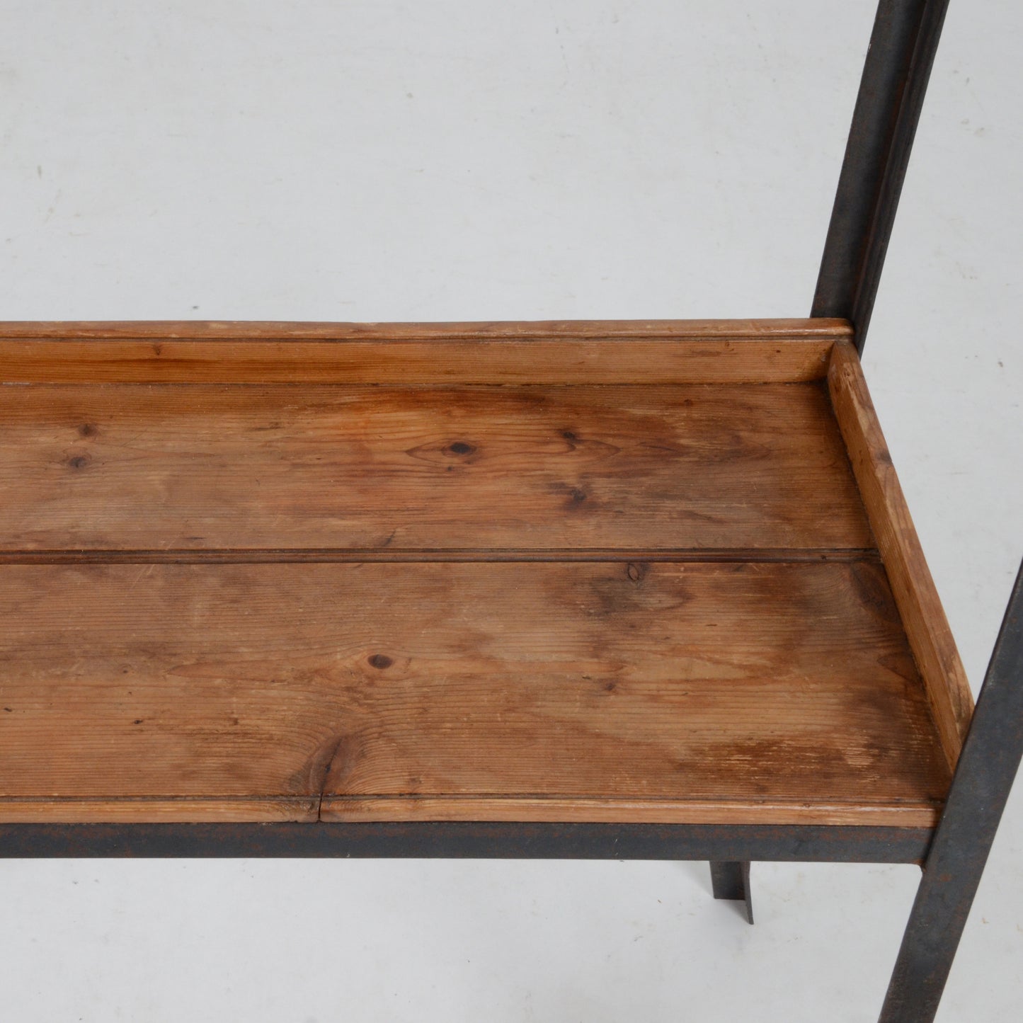 サイドシェルフ