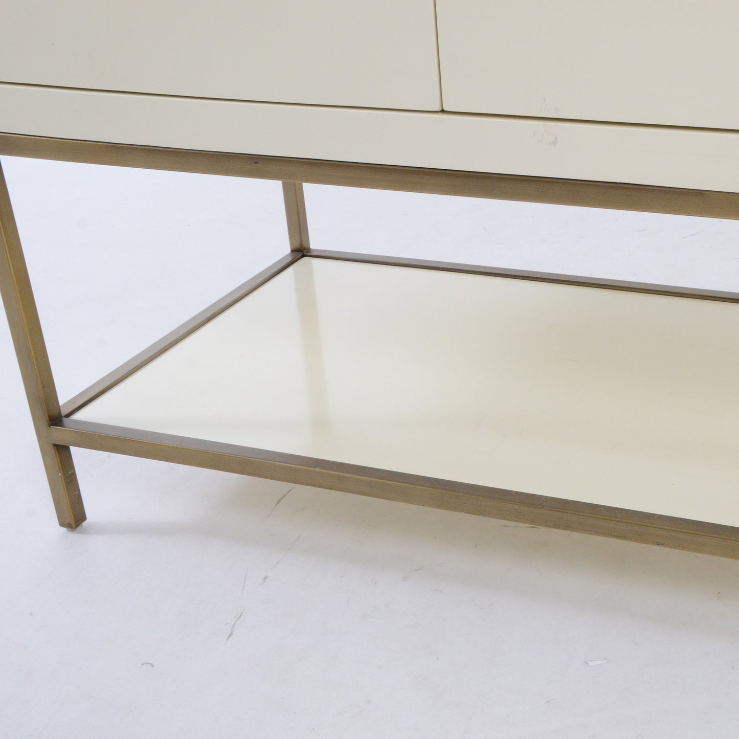 ディッシュチェスト