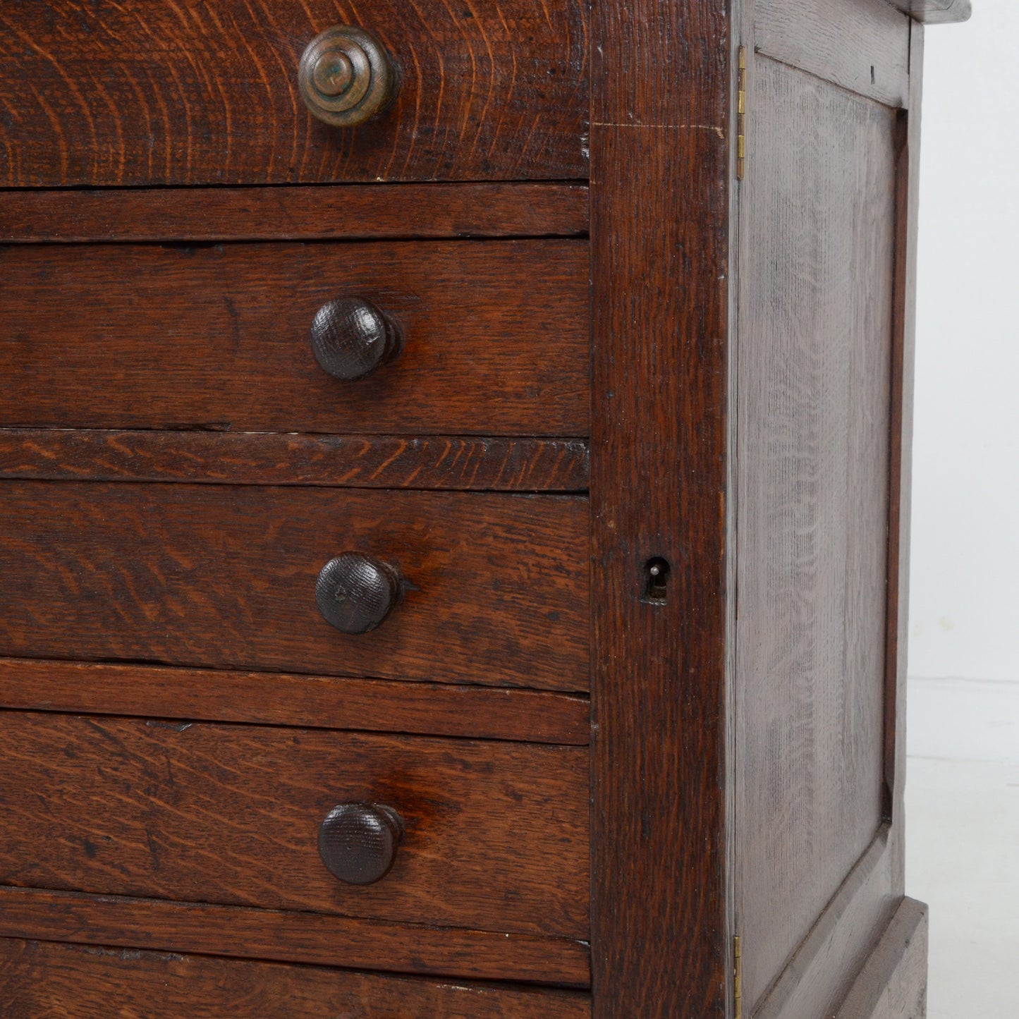 オークチェスト 1800’s