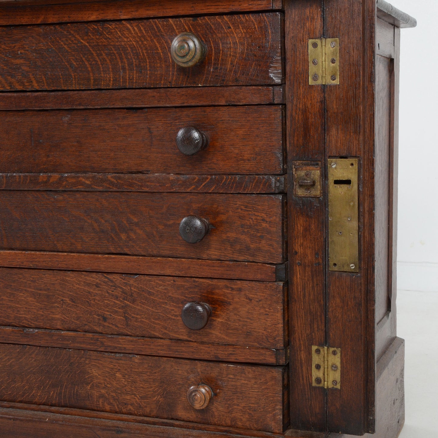 オークチェスト 1800’s