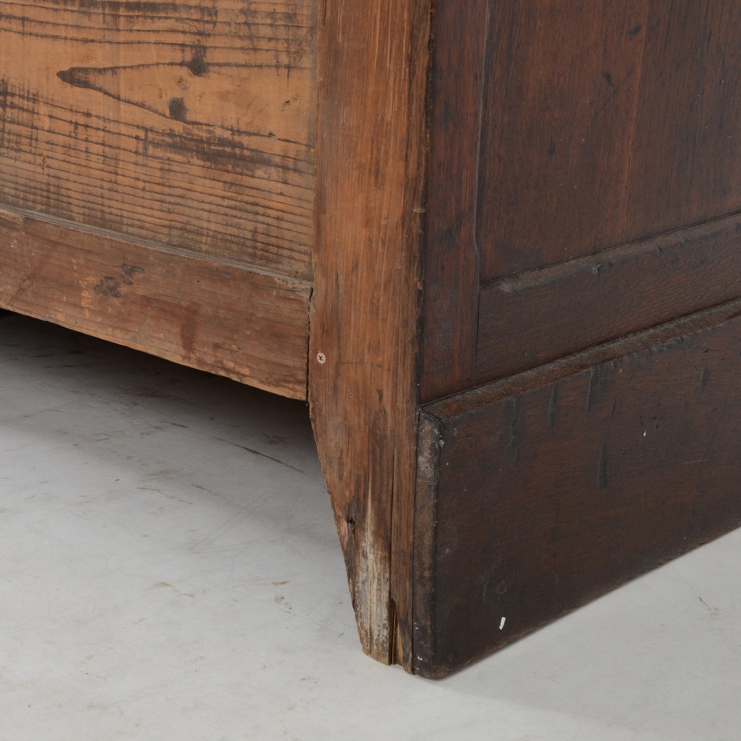 オークチェスト 1800’s