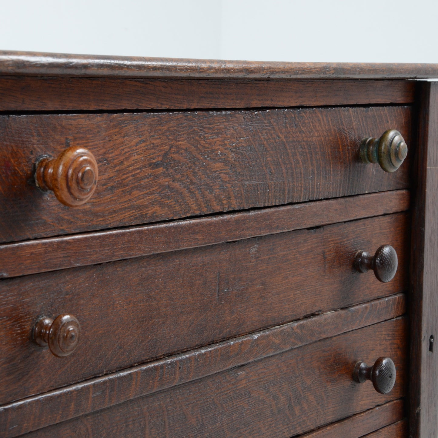 オークチェスト 1800’s