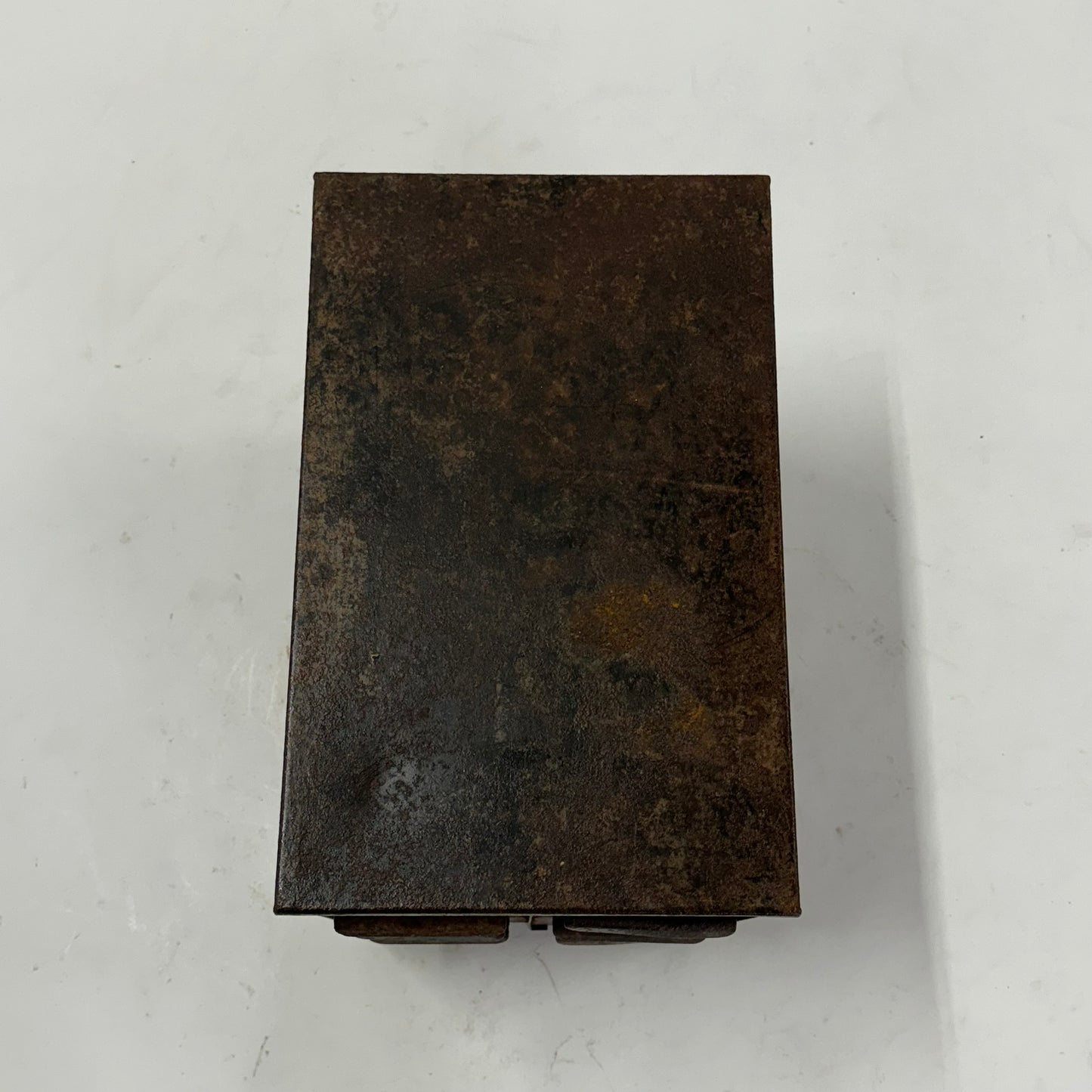 メタルデスクチェスト