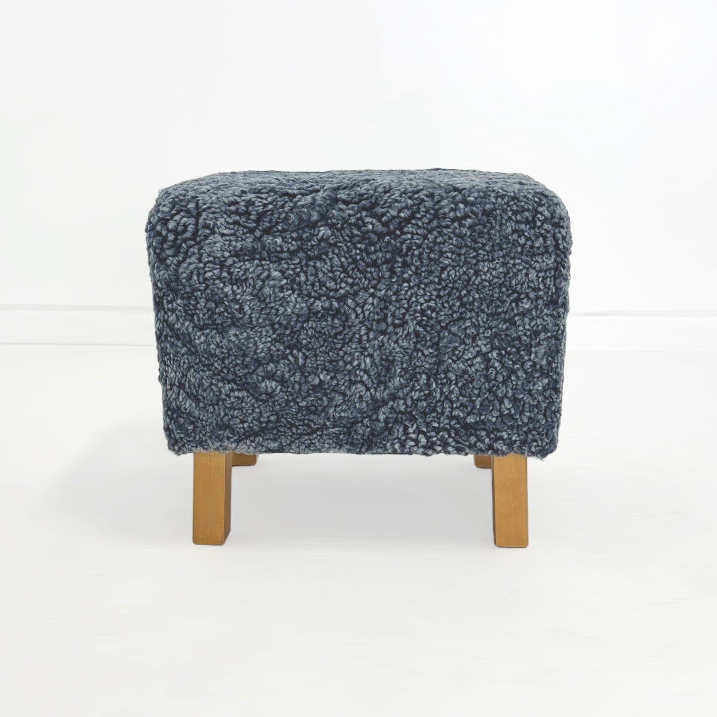 フットレストスツール