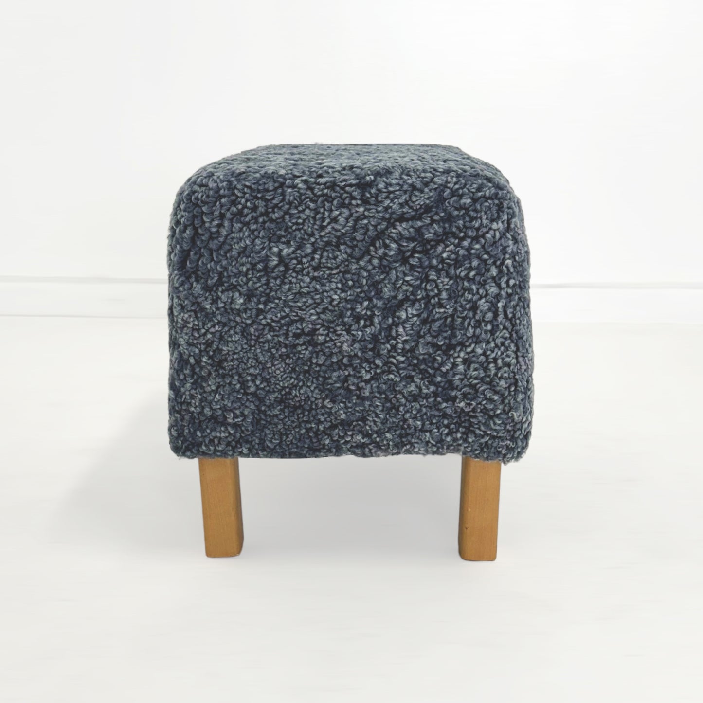 フットレストスツール