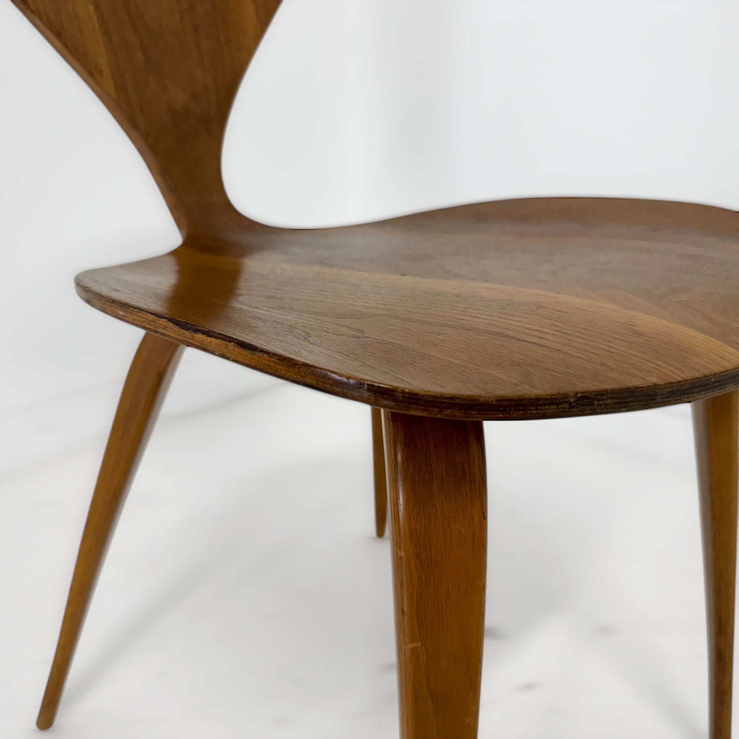 チャーナーサイドチェア