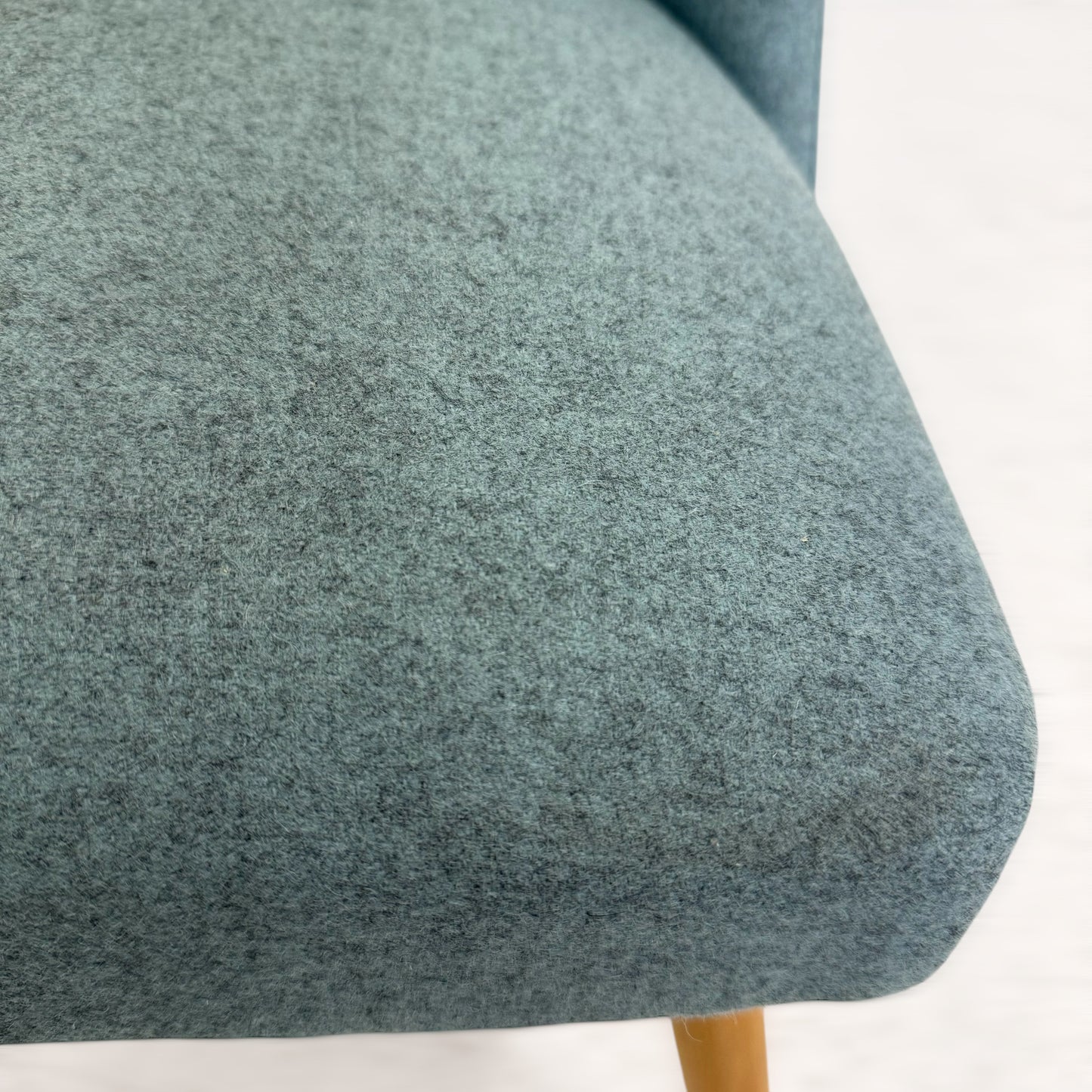 ファブリックチェア